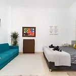 Cozy And Traditional - Ec Larnaca