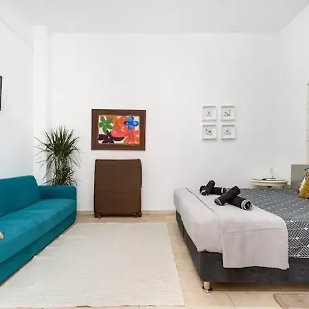 Cozy And Traditional - Ec Larnaca