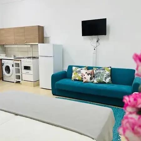 Apartment Cozy And Traditional - Ec