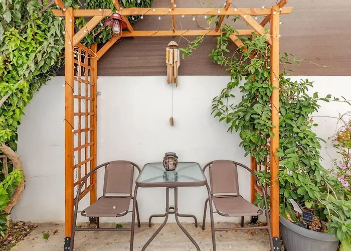 Cozy And Traditional - Ec Apartmán Larnaca